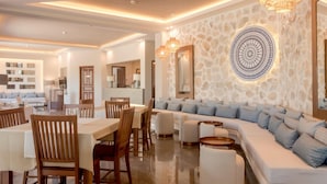 Ảnh chưa phân loại, 3 trong số 24 ảnh, nút