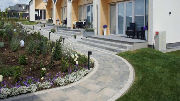 A row of modern, single-story buildings with large windows and a flat roof. - Comfortable Holiday Homes With air Conditioning (Mielno)