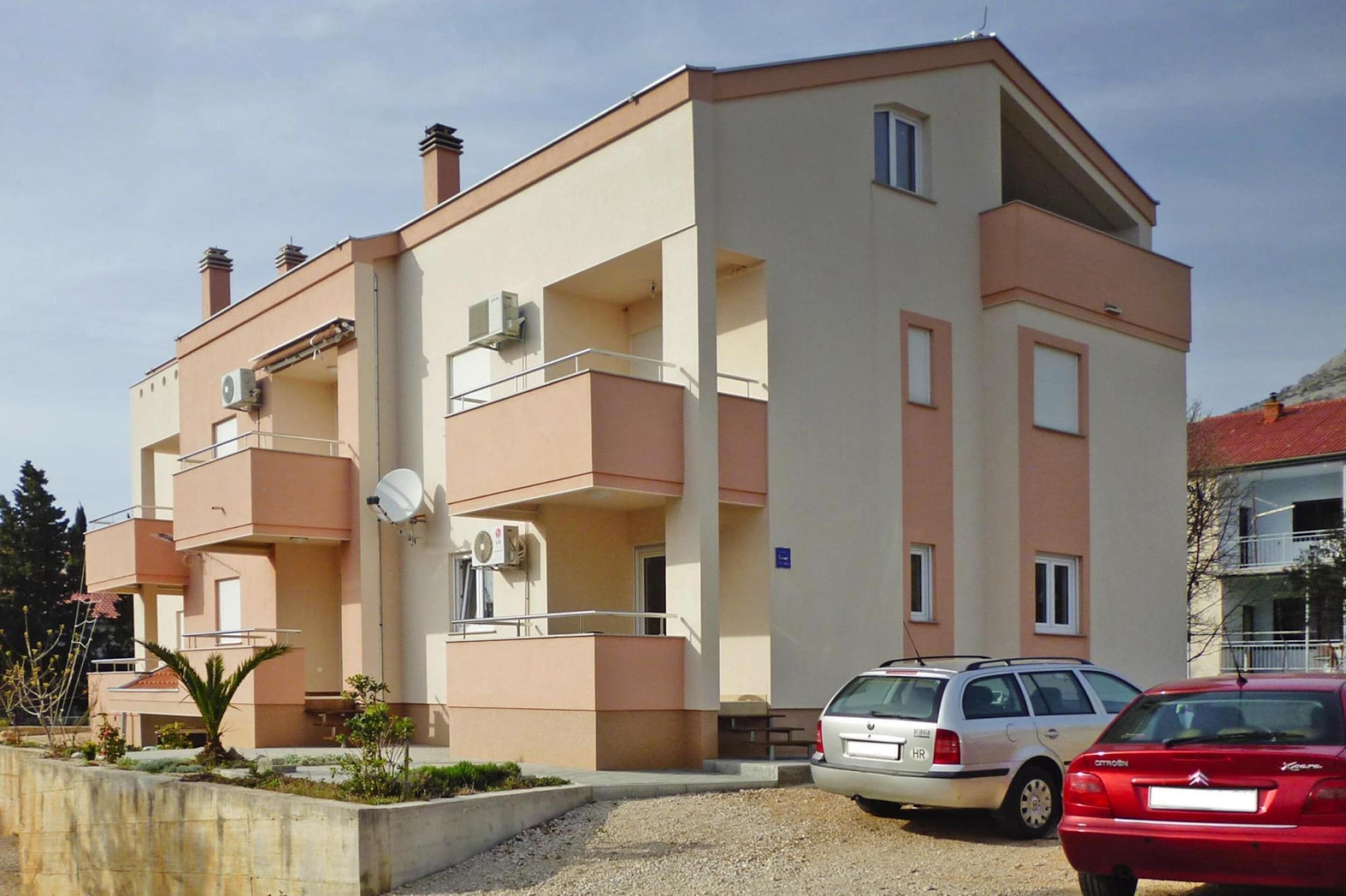 Apartment | Exterior
