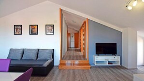 Unclassified image, 3 of 30, button - Apartment in Starigrad Near Beach & Paklenica (Starigrad)