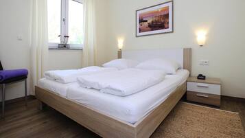 1 bedroom, individually furnished, bed sheets