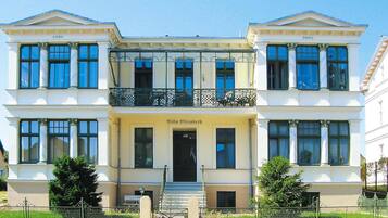 Apartment | Exterior