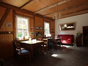 Apartment | Dining - Studio im Ferienhof, Dorfmark (Bad Fallingbostel)