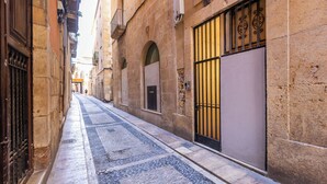 Exterior detail - Cavallers Suites - Unik Vacation (Tarragona)