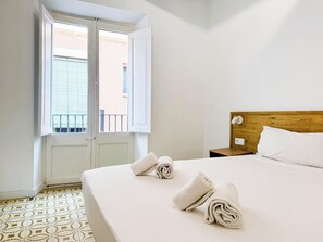 1 室のベッドルーム、アイロン / アイロン台、WiFi、ベッドシーツ