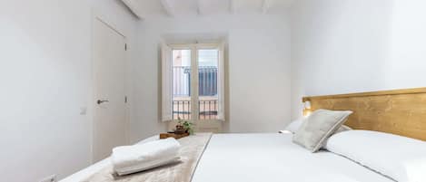 1 chambre, fer et planche Ă repasser, Wi-Fi, draps fournis