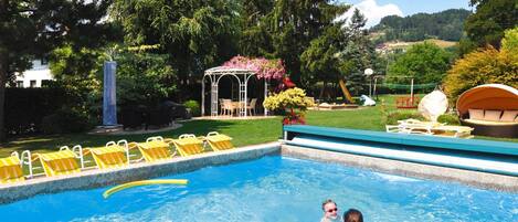 Lägenhet | Pool | Utomhuspool