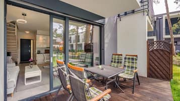 House | Dining
