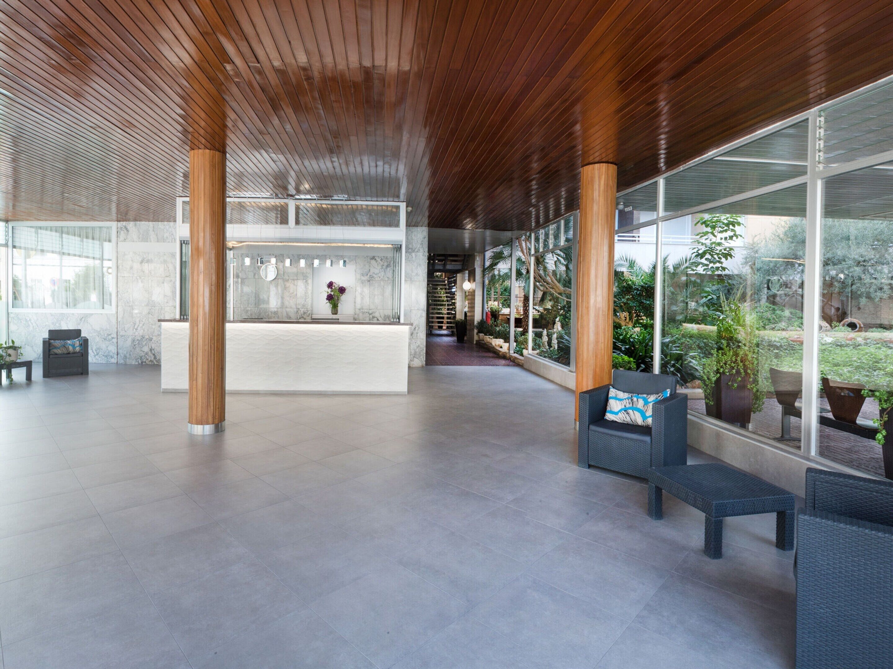 Apartment | Reception