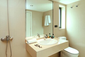 Hus | Badeværelse | Bruser