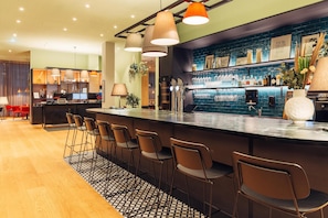 Bar (on property) - harry's home Graz smart city (Graz)