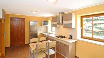 Apartment | Private kitchen | Highchair