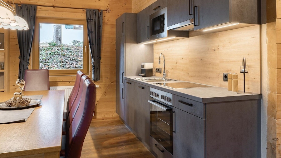 Chalet in Fugen Near Spieljochbahn Lift