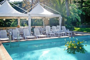 Vila | Kolam renang | Kolam renang outdoor