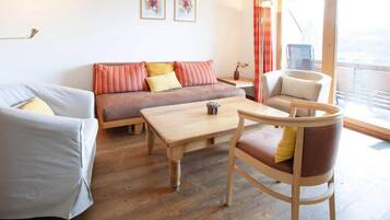 Apartment | Living room