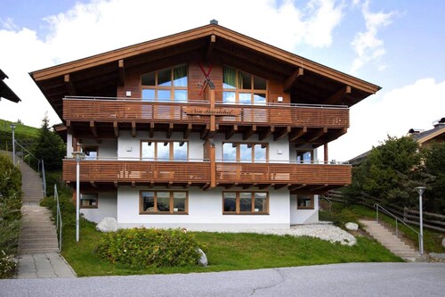 Chalet in Hohe Tauern With Panoramic Views