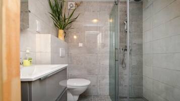 House | Bathroom