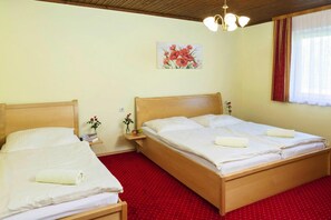 Bungalow | 2 kamar tidur dan dilengkapi dengan perabotan berbeda-beda