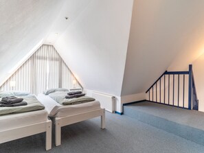 Apartemen | 1 kamar tidur dan dilengkapi dengan perabotan berbeda-beda