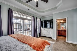 6 bedrooms, iron/ironing board, free WiFi, bed sheets - 🏖️Easy Walk to Beach | 5BR | Sands Beach House 317🏖️ (Myrtle Beach)