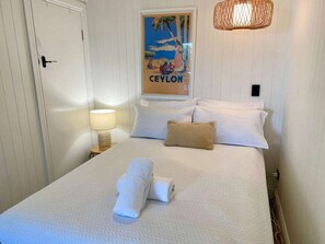 4 chambres, bureau, fer et planche à repasser, Wi-Fi gratuit