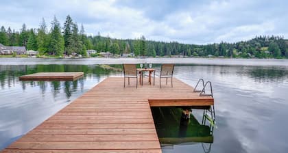 Lakefront Snohomish Home ~ 13 Mi to Historic Dtwn