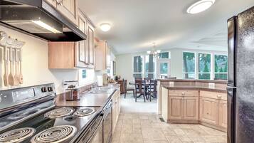 House (1 Bedroom) | Interior