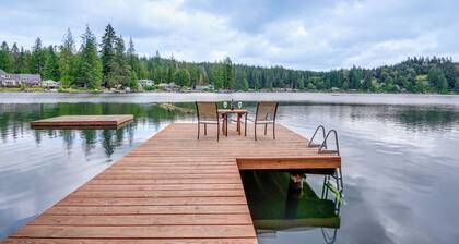 Lakefront Snohomish Home ~ 13 Mi to Historic Dtwn