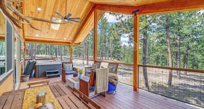 Cabin w/ Hot Tub, Deck & Mtn Views in Westcliffe!
