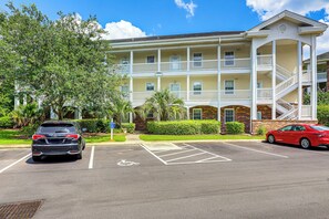 Interior - Myrtle Beach Condo w/ Pool: 7 Mi to Downtown! (Myrtle Beach)
