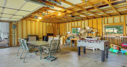 Marion Retreat w/ Patio, Grills & Fire Pit