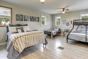 House (4 Bedrooms) | Interior - Marion Retreat w/ Patio, Grills & Fire Pit (Marion)