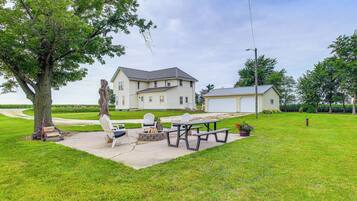 House (4 Bedrooms) | Front of property