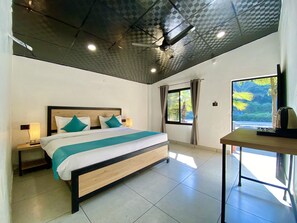 Free WiFi, bed sheets - Euphoric River Resort (rishikesh)