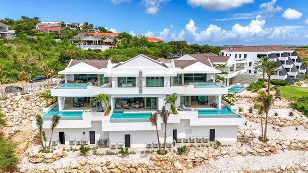House - NEW Luxury Living at The Cape Blue Bay (Sint Michiel)