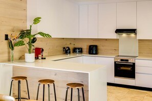 Huis | 6 slaapkamers, een bureau, snel internet