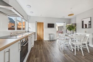 Ferienhaus | 3 Schlafzimmer, Internetzugang