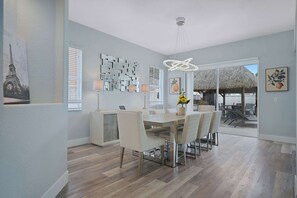 Dining - 5-BD,5-BA Tropical Oasis - Pool, Patio, Fun (Hialeah)