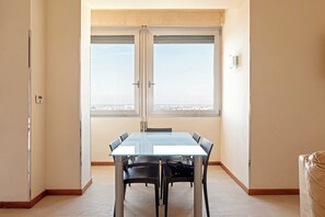 Dining - Skyline Michelucci @ (Livorno)