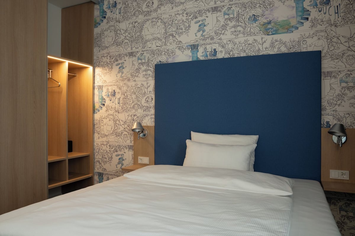 Singola Comfort | 1 camera, biancheria da letto ipoallergenica, una cassaforte in camera
