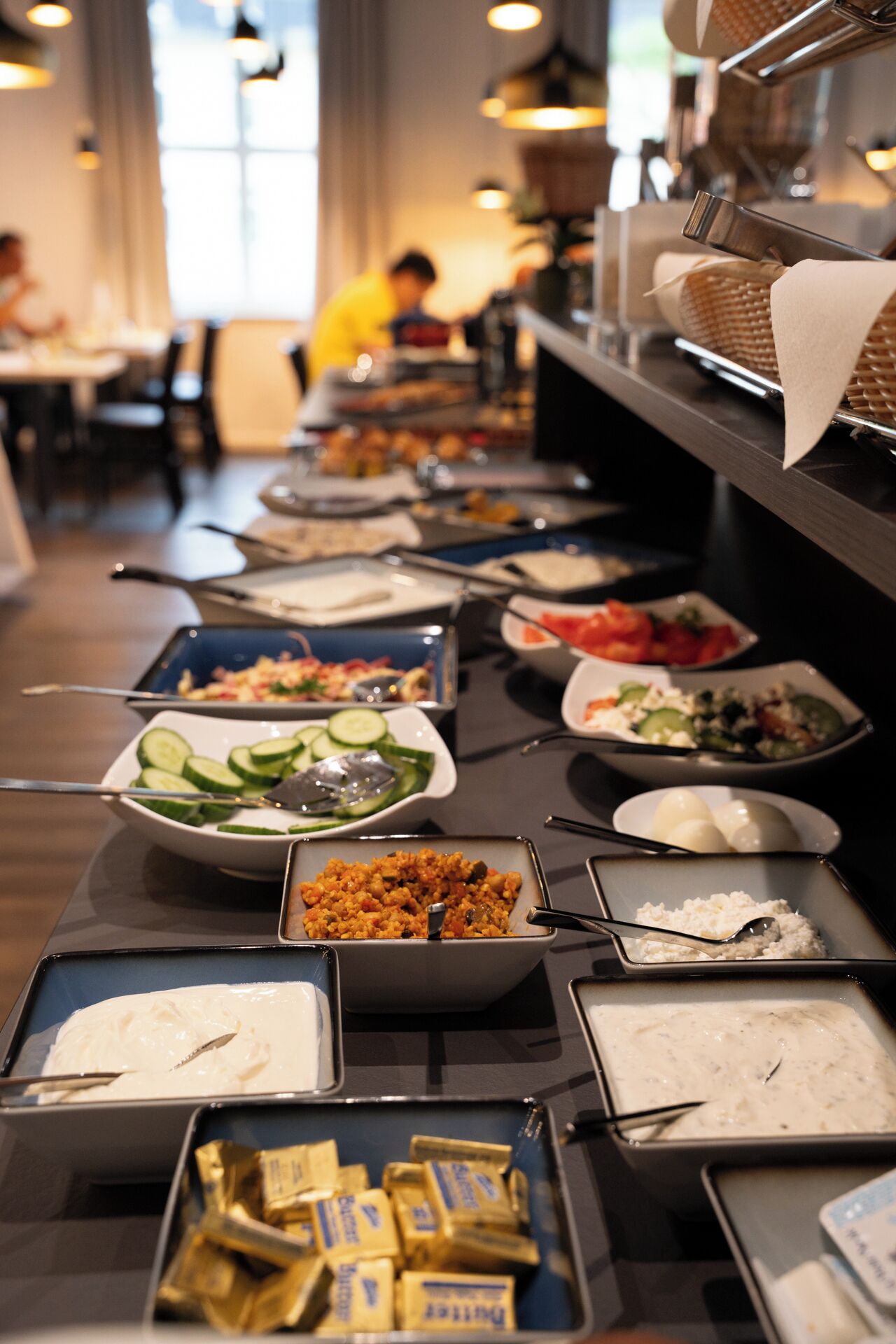 Daily buffet breakfast (EUR 22 per person)