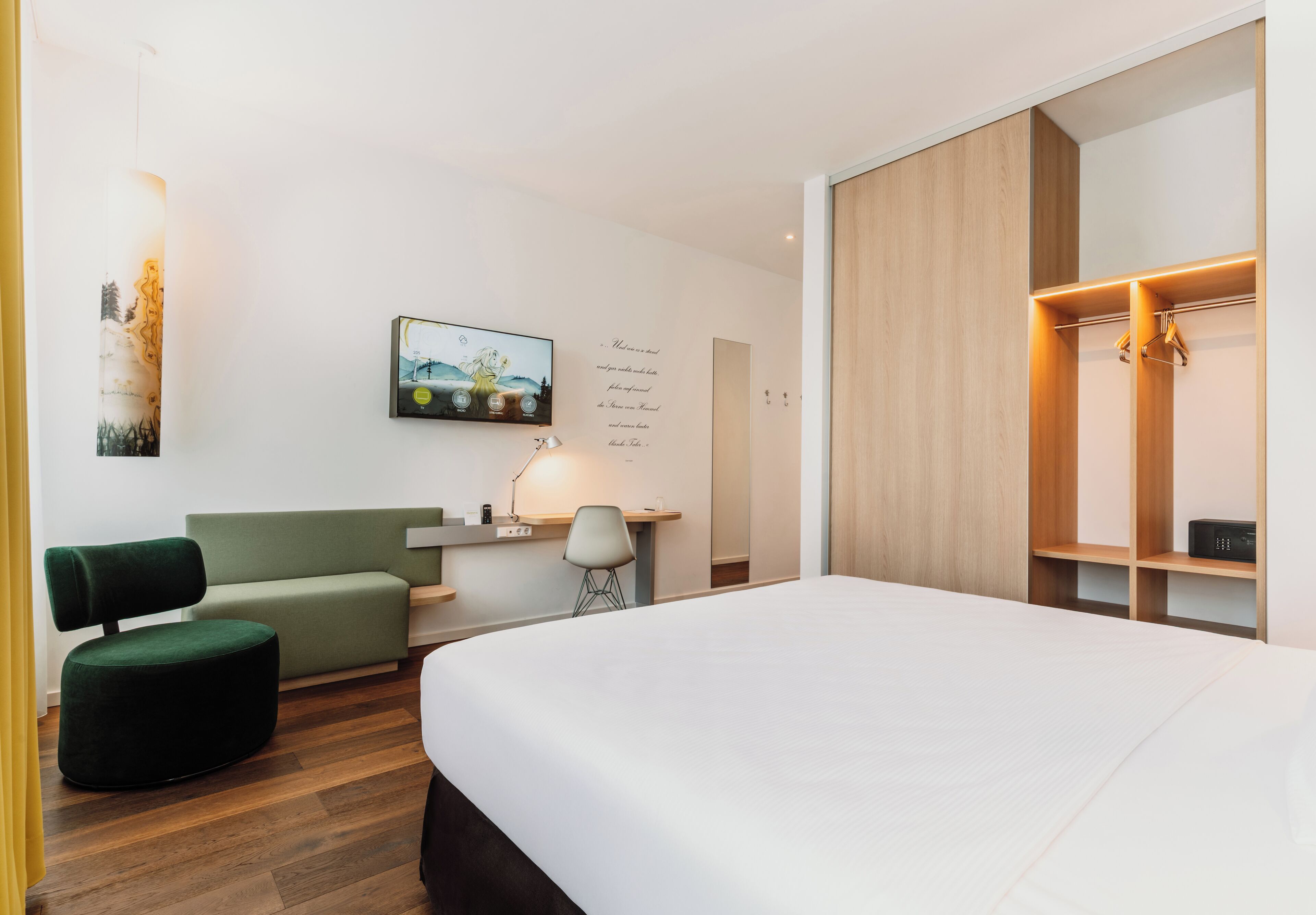 Doppelzimmer | Allergikerbettwaren, Zimmersafe, individuell dekoriert