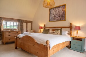 4 Schlafzimmer, Bügeleisen/Bügelbrett, Reisekinderbett, Internetzugang