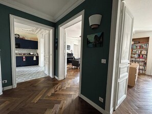 Interior - Large apartment Rome CityCosy (Paris)