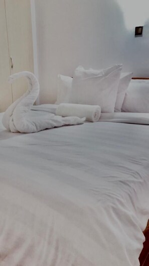 Family Apartment, City View - Denis Gardens Apartments Kilimani (Nairobi)