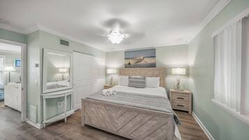 1 bedroom, free WiFi, bed sheets