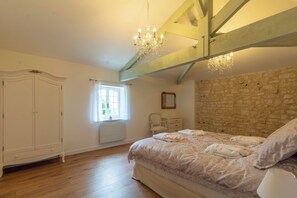 4 sovrum, strykjärn/strykbräda, resesäng och gratis wi-fi