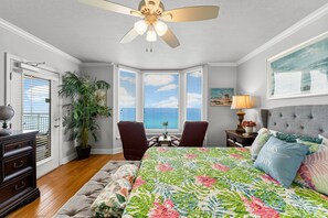2 bedrooms, desk, free WiFi, bed sheets