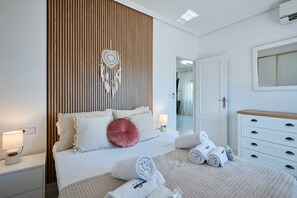 2 makuuhuonetta, silitysrauta/-lauta, Wi-Fi, vuodevaatteet