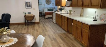 Legacy House Studio Apartment